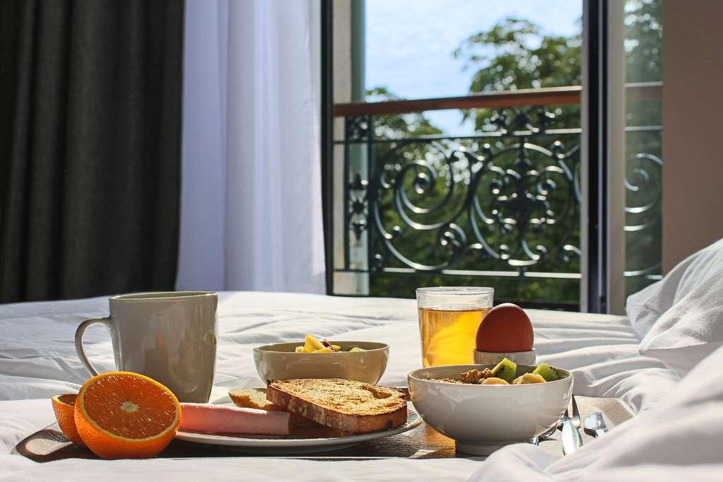 Brit Hotel Limoges Centre Gare Room photo