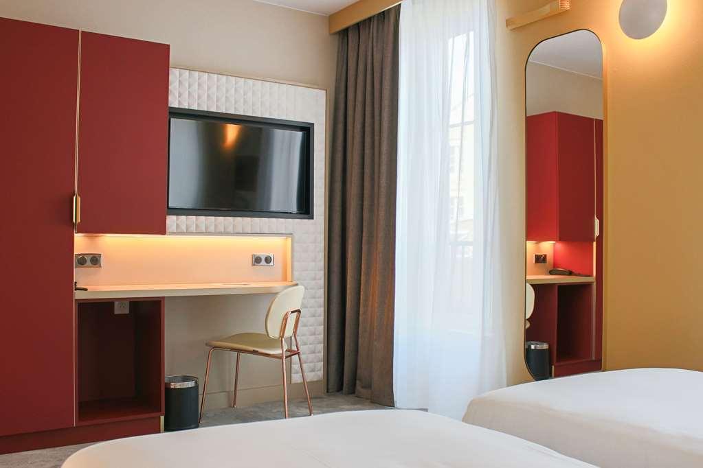Brit Hotel Limoges Centre Gare Room photo